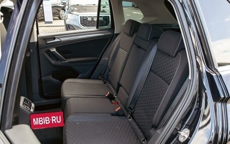 Volkswagen Tiguan II, 2020 год, 2 345 000 рублей, 17 фотография