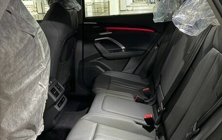 Audi Q5, 2025 год, 25 фотография