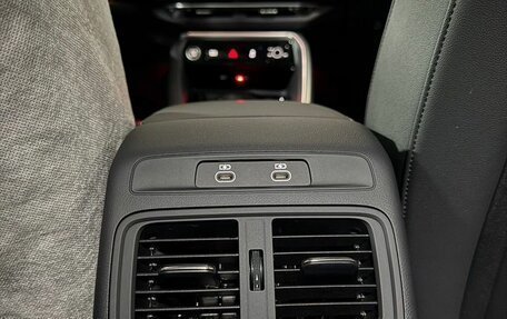 Audi Q5, 2025 год, 22 фотография