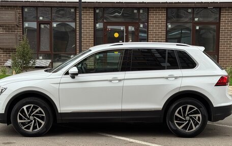 Volkswagen Tiguan II, 2018 год, 2 650 000 рублей, 4 фотография