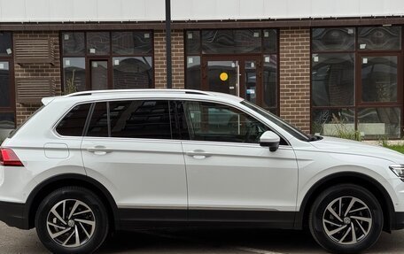 Volkswagen Tiguan II, 2018 год, 2 650 000 рублей, 5 фотография
