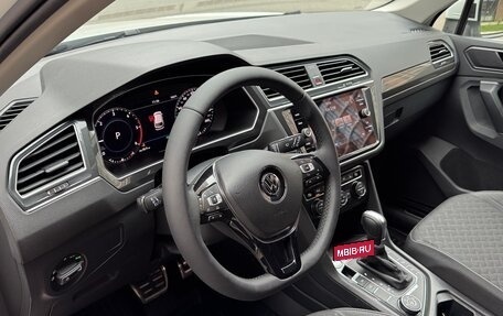 Volkswagen Tiguan II, 2018 год, 2 650 000 рублей, 11 фотография