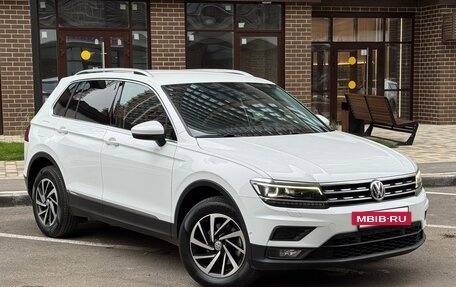 Volkswagen Tiguan II, 2018 год, 2 650 000 рублей, 2 фотография