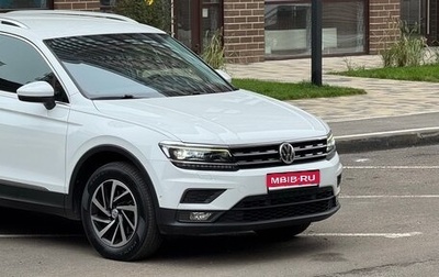 Volkswagen Tiguan II, 2018 год, 2 650 000 рублей, 1 фотография