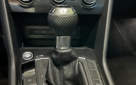 Volkswagen Tiguan II, 2019 год, 3 990 000 рублей, 9 фотография