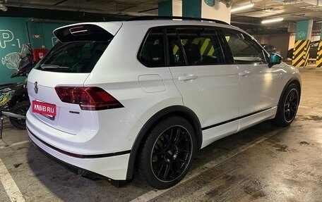 Volkswagen Tiguan II, 2019 год, 3 990 000 рублей, 4 фотография