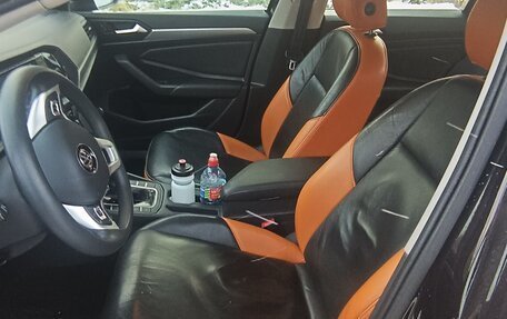 Volkswagen Jetta VII, 2018 год, 1 700 000 рублей, 12 фотография