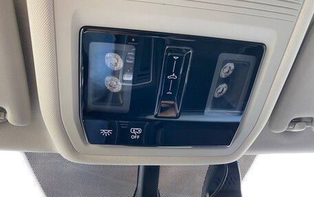 Volkswagen Golf VIII, 2021 год, 2 380 000 рублей, 20 фотография