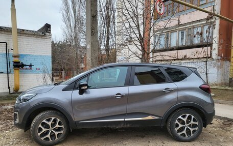 Renault Kaptur I рестайлинг, 2018 год, 1 550 000 рублей, 3 фотография