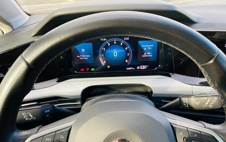 Volkswagen Golf VIII, 2021 год, 2 380 000 рублей, 28 фотография