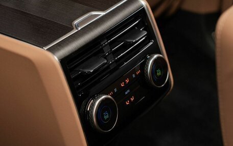 Land Rover Range Rover IV рестайлинг, 2025 год, 27 340 000 рублей, 29 фотография