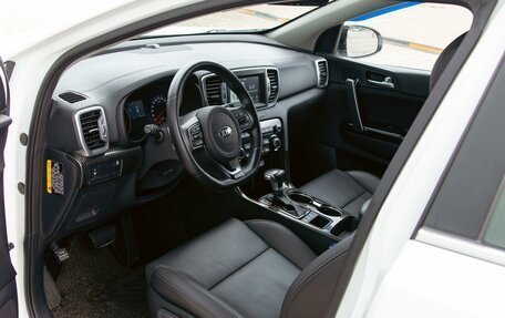 KIA Sportage IV рестайлинг, 2018 год, 1 995 000 рублей, 13 фотография