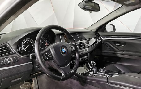 BMW 5 серия, 2013 год, 1 445 000 рублей, 10 фотография