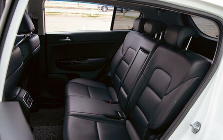 KIA Sportage IV рестайлинг, 2018 год, 1 995 000 рублей, 18 фотография