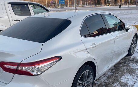 Toyota Camry, 2022 год, 3 785 000 рублей, 5 фотография