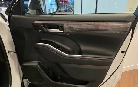 Toyota Highlander, 2025 год, 5 949 000 рублей, 34 фотография