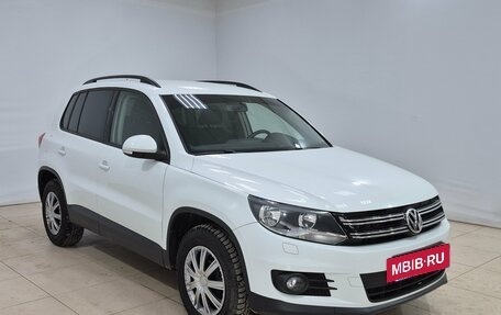 Volkswagen Tiguan I, 2016 год, 1 369 000 рублей, 3 фотография