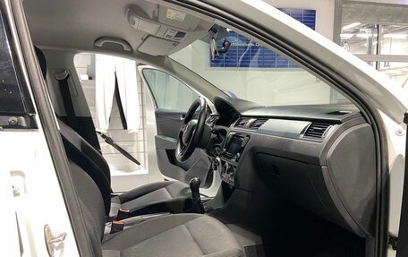 Skoda Rapid I, 2018 год, 1 250 000 рублей, 5 фотография