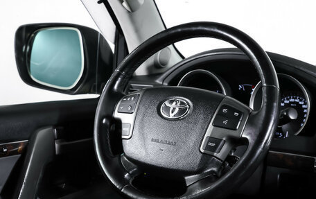 Toyota Land Cruiser 200, 2008 год, 2 599 000 рублей, 17 фотография