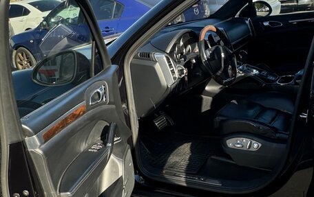 Porsche Cayenne III, 2011 год, 1 870 000 рублей, 10 фотография