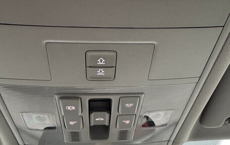 Volkswagen Tiguan II, 2021 год, 3 980 000 рублей, 4 фотография