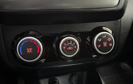 KIA Rio III рестайлинг, 2015 год, 930 000 рублей, 18 фотография