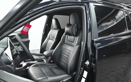 Toyota RAV4, 2019 год, 2 695 000 рублей, 6 фотография