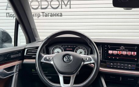 Volkswagen Touareg III, 2019 год, 4 197 000 рублей, 10 фотография