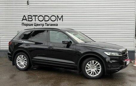 Volkswagen Touareg III, 2019 год, 4 197 000 рублей, 3 фотография