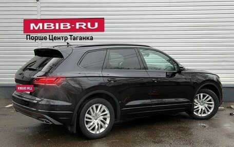 Volkswagen Touareg III, 2019 год, 4 197 000 рублей, 6 фотография