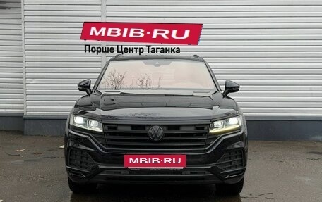 Volkswagen Touareg III, 2019 год, 4 197 000 рублей, 2 фотография