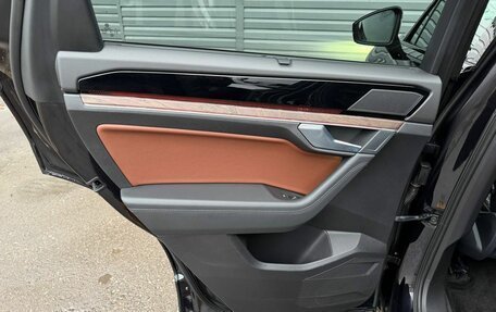 Volkswagen Touareg III, 2019 год, 4 197 000 рублей, 18 фотография