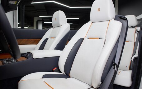 Rolls-Royce Dawn, 2017 год, 52 900 000 рублей, 22 фотография