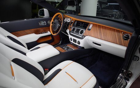 Rolls-Royce Dawn, 2017 год, 52 900 000 рублей, 23 фотография