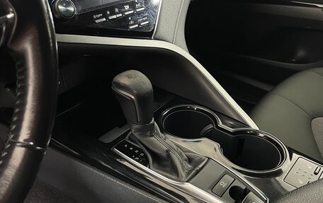 Toyota Camry, 2018 год, 2 637 000 рублей, 16 фотография