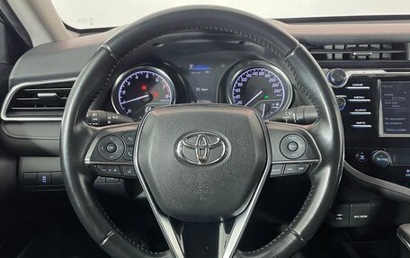 Toyota Camry, 2018 год, 2 637 000 рублей, 11 фотография