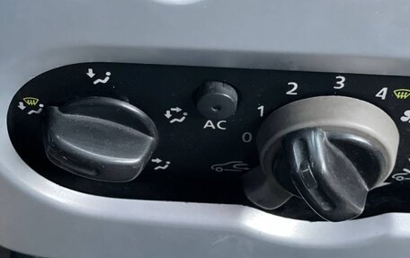 Renault Sandero I, 2011 год, 450 000 рублей, 10 фотография