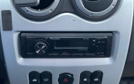 Renault Sandero I, 2011 год, 450 000 рублей, 12 фотография