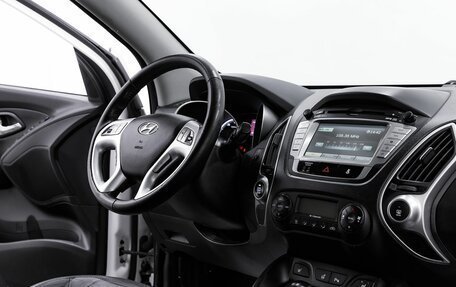 Hyundai ix35 I рестайлинг, 2013 год, 1 195 000 рублей, 11 фотография