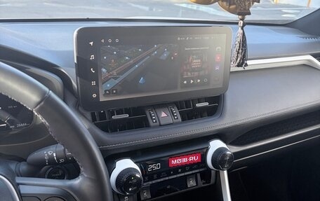 Toyota RAV4, 2024 год, 5 000 000 рублей, 1 фотография