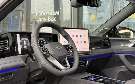 Volkswagen Tiguan, 2025 год, 4 695 000 рублей, 9 фотография