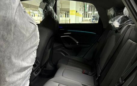 Audi Q5, 2025 год, 9 050 000 рублей, 22 фотография