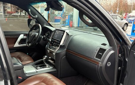 Toyota Land Cruiser 200, 2016 год, 5 500 000 рублей, 13 фотография