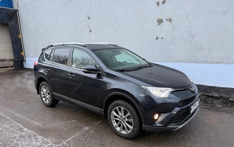 Toyota RAV4, 2017 год, 2 900 000 рублей, 3 фотография
