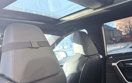 Toyota RAV4, 2024 год, 5 000 000 рублей, 3 фотография