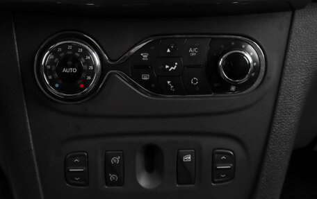 Renault Logan II, 2020 год, 699 000 рублей, 11 фотография