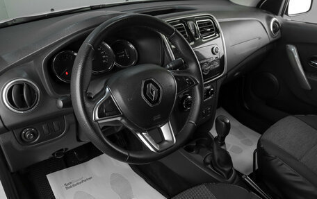 Renault Logan II, 2020 год, 699 000 рублей, 14 фотография