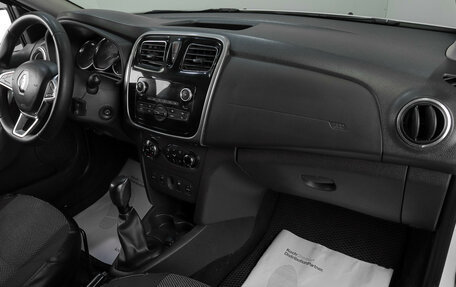 Renault Logan II, 2020 год, 699 000 рублей, 16 фотография