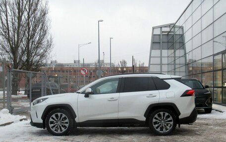 Toyota RAV4, 2021 год, 3 470 000 рублей, 8 фотография