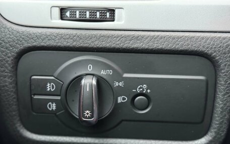 Volkswagen Touareg III, 2016 год, 2 610 000 рублей, 16 фотография